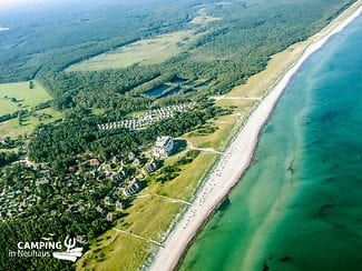 Camping in Neuhaus und das Hotel Dünenmeer